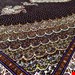    اندازه جفت ۶ متری۴۰ رج با پشم مرینوس پرویزیان (7لا)طرح گل ۵۰ رج تک گره ترکی (تضمینی)رنگ متن سرمه ای، حاشیه افسری و ترنج کرم ۱۳ متن رنگی ۲۸ رنگ پشم و ۳ رنگ ابریشم جدیدترین نقشه ماهی کمال الملک خوی رنگرزی شده توسط دستگاه اشلاپ فورس با پودر صیبای آلمانی تضمین کیفیت بافت همراه با قید در فاکتور  