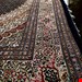اندازه تک ۶ متری۴۰ رج با پشم ایرانی تک گره ترکی (تضمینی) رنگ متن سرمه ای، حاشیه افسری و ترنج کرم ۱۳ متن رنگی ۲۸ رنگ پشم و ۱ رنگ ابریشم جدیدترین نقشه ماهی کمال الملک خوی رنگرزی سنتی تضمین کیفیت بافت همراه با قید در فاکتور 