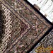 اندازه ذرع و نیم 1.5 متری 50 رج با پشم مرینوس پرویزیان (7لا) تک گره ترکی (تضمینی) رنگ متن سرمه ای، حاشیه افسری و ترنج پیازی ۷ متن رنگی 28 رنگ پشم و 3 رنگ ابریشم جدیدترین نقشه ماهی کمال الملک خوی رنگرزی شده توسط دستگاه اشلاپ فورس با پودر صیبای آلمانی تضمین کیفیت بافت همراه با قید در فاکتور 