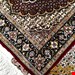 اندازه زرچارک 1 متری 40 رج با پشم مرینوس نیوزلندی تک گره ترکی (تضمینی) رنگ متن شرابیحاشیه سرمه ای و ترنج سرمه ای 5 متن رنگی 28 رنگ پشم و 3 رنگ ابریشم جدیدترین نقشه ماهی کمال الملک خوی رنگرزی شده توسط دستگاه اشلاپ فورس با پودر صیبای آلمانی تضمین کیفیت بافت همراه با قید در فاکتور  