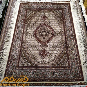 فرش دستباف ماهی خوی قالیچه 3 متری کرم پشم ایرانی کد 141