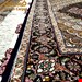 اندازه قالیچه 3 متری 40 رج با پشم مرینوس پرویزیان (7لا) طرح گل 50 رج تک گره ترکی (تضمینی) رنگ متن سرمه ای، حاشیه سرمه ای و ترنج پیازی 11 متن رنگی 28 رنگ پشم و 3 رنگ ابریشم جدیدترین نقشه ماهی کمال الملک خوی رنگرزی شده توسط دستگاه اشلاپ فورس با پودر صیبای آلمانی تضمین کیفیت بافت همراه با قید در فاکتور 