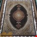 اندازه قالیچه 3 متری 40 رج با پشم مرغوب ایرانی تک گره ترکی (تضمینی) رنگ متن سرمه ای، حاشیه افسری و ترنج پیازی 11 متن رنگی 28 رنگ پشم و 1 رنگ ابریشم جدیدترین نقشه ماهی کمال الملک خوی رنگرزی شده بصورت سنتی تضمین کیفیت بافت همراه با قید در فاکتور 