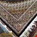 اندازه قالیچه 3 متری 40 رج با پشم مرغوب ایرانی تک گره ترکی (تضمینی) رنگ متن سرمه ای، حاشیه افسری و ترنج پیازی 11 متن رنگی 28 رنگ پشم و 1 رنگ ابریشم جدیدترین نقشه ماهی کمال الملک خوی رنگرزی شده بصورت سنتی تضمین کیفیت بافت همراه با قید در فاکتور 