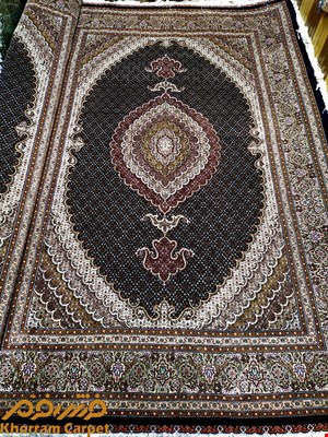 فرش دستباف ماهی خوی جفت 6 متری سرمه ای پرویزیان کد 154
