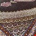 اندازه تک 6 متری 40 رج با پشم مرینوس پرویزیان (7لا) طرح گل 50 رج تک گره ترکی (تضمینی) رنگ متن سرمه ای، حاشیه افسری و ترنج پیازی 13 متن رنگی 28 رنگ پشم و 3 رنگ ابریشم جدیدترین نقشه ماهی کمال الملک خوی رنگرزی شده توسط دستگاه اشلاپ فورس با پودر صیبای آلمانی تضمین کیفیت بافت همراه با قید در فاکتور  