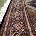 اندازه تک 9 متری 40 رج با پشم مرینوس پرویزیان (7لا) طرح گل 50 رج تک گره ترکی (تضمینی) رنگ متن سرمه ای، حاشیه سرمه ای و ترنج پیازی 13 متن رنگی 28 رنگ پشم و 4 رنگ ابریشم جدیدترین نقشه ماهی کمال الملک خوی رنگرزی شده توسط دستگاه اشلاپ فورس با پودر صیبای آلمانی تضمین کیفیت بافت همراه با قید در فاکتور  