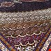 اندازه تک 9 متری 40 رج با پشم مرینوس پرویزیان (7لا) طرح گل 50 رج تک گره ترکی (تضمینی) رنگ متن سرمه ای، حاشیه سرمه ای و ترنج پیازی 13 متن رنگی 28 رنگ پشم و 4 رنگ ابریشم جدیدترین نقشه ماهی کمال الملک خوی رنگرزی شده توسط دستگاه اشلاپ فورس با پودر صیبای آلمانی تضمین کیفیت بافت همراه با قید در فاکتور  