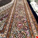 اندازه جفت 9 متری 40 رج با پشم مرینوس پرویزیان (7لا) طرح گل 50 رج تک گره ترکی (تضمینی) رنگ متن سرمه ای، حاشیه افسری و ترنج پیازی 15 متن رنگی 28 رنگ پشم و 3 رنگ ابریشم جدیدترین نقشه ماهی کمال الملک خوی رنگرزی شده توسط دستگاه اشلاپ فورس با پودر صیبای آلمانی تضمین کیفیت بافت همراه با قید در فاکتور