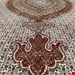   اندازه تک 9 متری 40 رج با پشم مرینوس پرویزیان (7لا) طرح گل 50 رج تک گره ترکی (تضمینی) رنگ متن کرم، حاشیه افسری و ترنج پیازی 15 متن رنگی 28 رنگ پشم و 3 رنگ ابریشم جدیدترین نقشه ماهی کمال الملک خوی رنگرزی شده توسط دستگاه اشلاپ فورس با پودر صیبای آلمانی تضمین کیفیت بافت همراه با قید در فاکتور