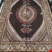 اندازه جفت 6 متری 40 رج با پشم مرینوس پرویزیان (7لا) طرح گل 50 رج تک گره ترکی (تضمینی) رنگ متن  سرمه ای، حاشیه افسری و ترنج پیازی 15 متن رنگی 28 رنگ پشم و 3 رنگ ابریشم جدیدترین نقشه ماهی کمال الملک خوی رنگرزی شده توسط دستگاه اشلاپ فورس با پودر صیبای آلمانی تضمین کیفیت بافت همراه با قید در فاکتور    