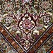  اندازه جفت 6 متری 40 رج با پشم مرینوس پرویزیان (7لا) طرح گل 50 رج تک گره ترکی (تضمینی) رنگ متن  سرمه ای، حاشیه افسری و ترنج کرم 13 متن رنگی 28 رنگ پشم و 3 رنگ ابریشم جدیدترین نقشه ماهی کمال الملک خوی رنگرزی شده توسط دستگاه اشلاپ فورس با پودر صیبای آلمانی تضمین کیفیت بافت همراه با قید در فاکتو           
