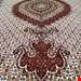  اندازه جفت 6 متری 40 رج با پشم مرینوس پرویزیان (7لا) طرح گل 50 رج تک گره ترکی (تضمینی) رنگ متن کرم، حاشیه افسری و ترنج پیازی 13 متن رنگی 28 رنگ پشم و 3 رنگ ابریشم جدیدترین نقشه ماهی کمال الملک خوی رنگرزی شده توسط دستگاه اشلاپ فورس با پودر صیبای آلمانی تضمین کیفیت بافت همراه با قید در فاکتو              