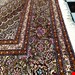  اندازه جفت 6 متری 40 رج با پشم مرینوس پرویزیان (7لا) طرح گل 50 رج تک گره ترکی (تضمینی) رنگ متن کرم، حاشیه افسری و ترنج پیازی 13 متن رنگی 28 رنگ پشم و 3 رنگ ابریشم جدیدترین نقشه ماهی کمال الملک خوی رنگرزی شده توسط دستگاه اشلاپ فورس با پودر صیبای آلمانی تضمین کیفیت بافت همراه با قید در فاکتو           