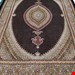  اندازه تک 9 متری 40 رج با پشم مرینوس پرویزیان (7لا) طرح گل 50 رج تک گره ترکی (تضمینی) رنگ متن سرمه ای، حاشیه افسری و ترنج پیازی 15 متن رنگی 28 رنگ پشم و 3 رنگ ابریشم جدیدترین نقشه ماهی کمال الملک خوی رنگرزی شده توسط دستگاه اشلاپ فورس با پودر صیبای آلمانی تضمین کیفیت بافت همراه با قید در فاکتور   