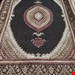  اندازه جفت 9 متری 40 رج با پشم مرینوس پرویزیان (7لا) طرح گل 50 رج تک گره ترکی (تضمینی) رنگ متن سرمه ای، حاشیه سرمه ای و ترنج پیازی 15 متن رنگی 28 رنگ پشم و 3 رنگ ابریشم جدیدترین نقشه ماهی کمال الملک خوی رنگرزی شده توسط دستگاه اشلاپ فورس با پودر صیبای آلمانی تضمین کیفیت بافت همراه با قید در فاکتور   