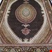  اندازه تک 9 متری 40 رج با پشم مرینوس پرویزیان (7لا) طرح گل 50 رج تک گره ترکی (تضمینی) رنگ متن سرمه ای، حاشیه سرمه ای و ترنج پیازی 15 متن رنگی 28 رنگ پشم و 3 رنگ ابریشم جدیدترین نقشه ماهی کمال الملک خوی رنگرزی شده توسط دستگاه اشلاپ فورس با پودر صیبای آلمانی تضمین کیفیت بافت همراه با قید در فاکتور     