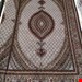  اندازه جفت 6 متری 40 رج با پشم مرینوس پرویزیان (7لا) طرح گل 50 رج تک گره ترکی (تضمینی) رنگ متن کرم، حاشیه افسری و ترنج پیازی 13 متن رنگی 28 رنگ پشم و 3 رنگ ابریشم جدیدترین نقشه ماهی کمال الملک خوی رنگرزی شده توسط دستگاه اشلاپ فورس با پودر صیبای آلمانی تضمین کیفیت بافت همراه با قید در فاکتو        