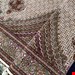  اندازه جفت 6 متری 40 رج با پشم مرینوس پرویزیان (7لا) طرح گل 50 رج تک گره ترکی (تضمینی) رنگ متن کرم، حاشیه افسری و ترنج پیازی 13 متن رنگی 28 رنگ پشم و 3 رنگ ابریشم جدیدترین نقشه ماهی کمال الملک خوی رنگرزی شده توسط دستگاه اشلاپ فورس با پودر صیبای آلمانی تضمین کیفیت بافت همراه با قید در فاکتور          