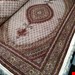 اندازه جفت 6 متری 40 رج با پشم مرینوس پرویزیان (7لا) طرح گل 50 رج تک گره ترکی (تضمینی) رنگ متن کرم، حاشیه افسری و ترنج پیازی 13 متن رنگی 28 رنگ پشم و 3 رنگ ابریشم جدیدترین نقشه ماهی کمال الملک خوی رنگرزی شده توسط دستگاه اشلاپ فورس با پودر صیبای آلمانی تضمین کیفیت بافت همراه با قید در فاکتور       
