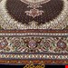  اندازه قالیچه 3 متری 40 رج با پشم مرینوس پرویزیان (7لا) طرح گل 50 رج تک گره ترکی (تضمینی) رنگ متن سرمه ای، حاشیه افسری و ترنج پیازی 11 متن رنگی 28 رنگ پشم و 3 رنگ ابریشم جدیدترین نقشه ماهی کمال الملک خوی رنگرزی شده توسط دستگاه اشلاپ فورس با پودر صیبای آلمانی تضمین کیفیت بافت همراه با قید در فاکتور            