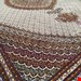  اندازه جفت 9 متری 40 رج با پشم مرینوس پرویزیان (7لا) طرح گل 50 رج تک گره ترکی (تضمینی) رنگ متن  کرم، حاشیه افسری و ترنج پیازی 17 متن رنگی 28 رنگ پشم و 3 رنگ ابریشم جدیدترین نقشه ماهی کمال الملک خوی رنگرزی شده توسط دستگاه اشلاپ فورس با پودر صیبای آلمانی تضمین کیفیت بافت همراه با قید در فاکتو                  