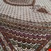  اندازه جفت 9 متری 40 رج با پشم مرینوس پرویزیان (7لا) طرح گل 50 رج تک گره ترکی (تضمینی) رنگ متن کرم، حاشیه افسری و ترنج پیازی 17 متن رنگی 28 رنگ پشم و 3 رنگ ابریشم جدیدترین نقشه ماهی کمال الملک خوی رنگرزی شده توسط دستگاه اشلاپ فورس با پودر صیبای آلمانی تضمین کیفیت بافت همراه با قید در فاکتو                     