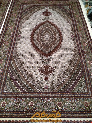 فرش دستباف ماهی خوی جفت 6 متری کرم پرویزیان کد 239