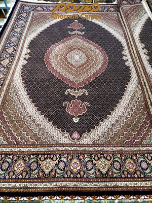 فرش دستباف ماهی خوی جفت 9 متری سرمه ای پرویزیان کد 258
