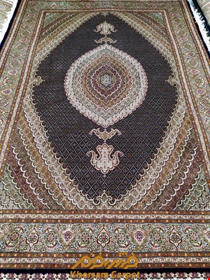 فرش دستباف ماهی خوی 9 متری تک سرمه ای پرویزیان کد 265